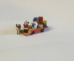 XMAS - Santa and Rudolph delivering presents - N GAUGE -